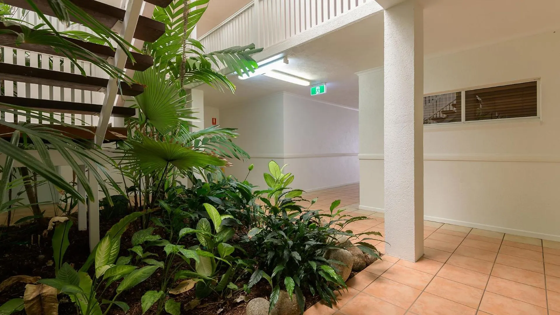 Apartment 1 Bedroom @ Palm Villas #2 Port Douglas Australia