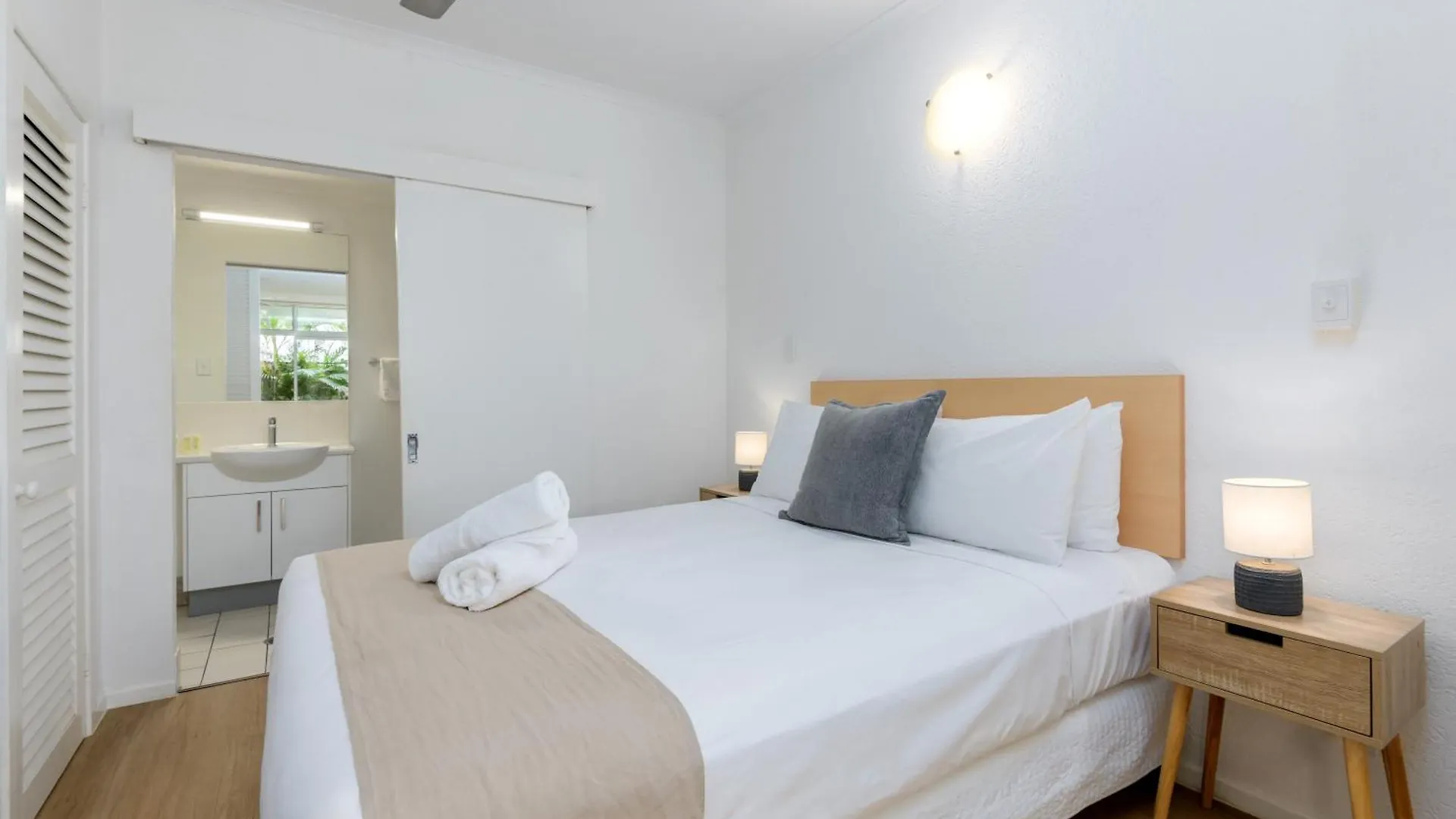 1 Bedroom @ Palm Villas #2 Port Douglas Lejlighed